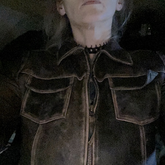 Brown distressed styled genuine leather jacket made by Route 66. Tight fitting. - Picture 8 of 10